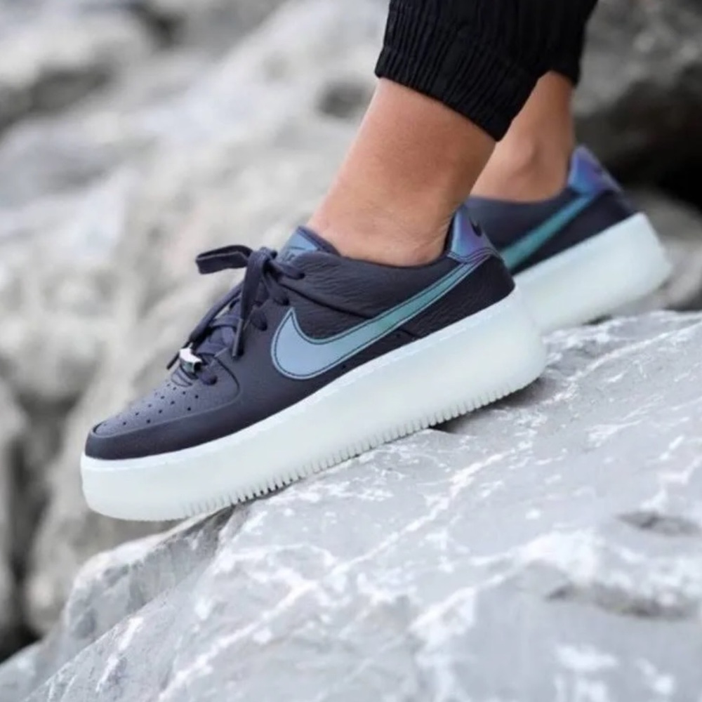 Nike Air Force sage lx